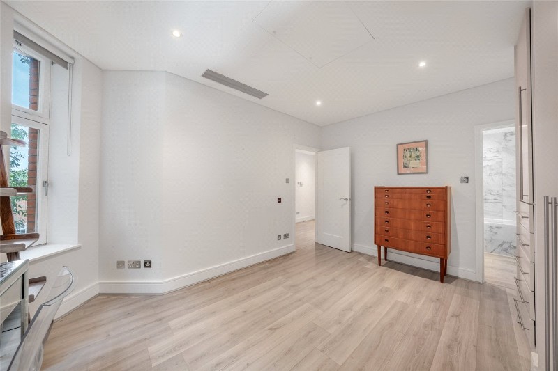 Clarendon Court, 33 Maida Vale, London, W9