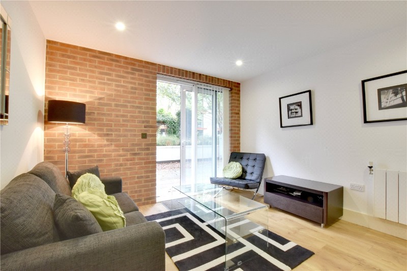 No 1 Street, Woolwich, London, SE18