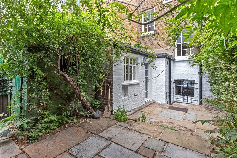 Hanover Gardens, London, SE11