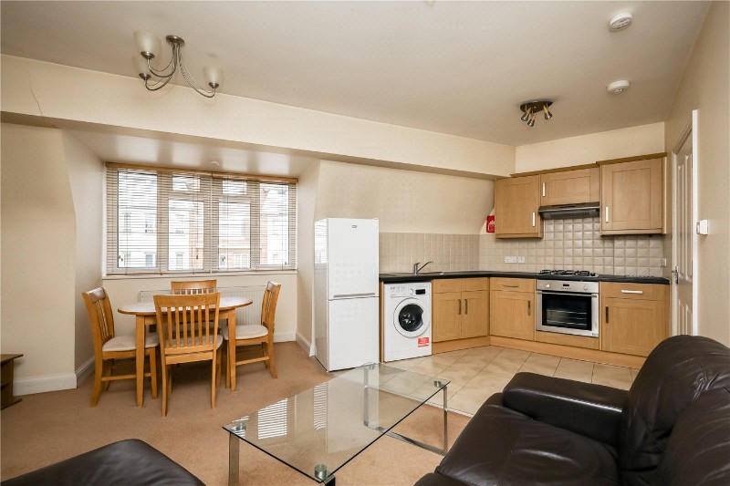 Grosvenor Parade, Uxbridge Road, London, W5