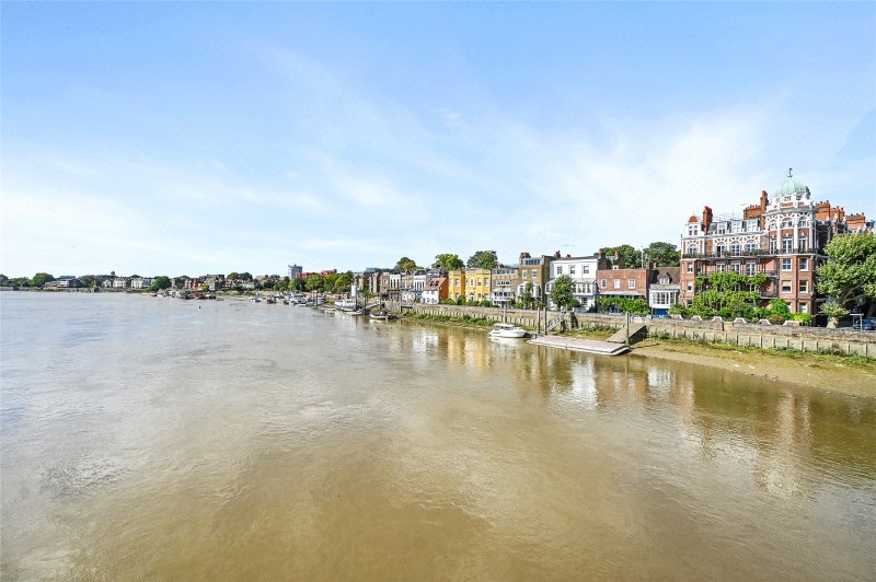 Hammersmith Bridge Road, London, W6