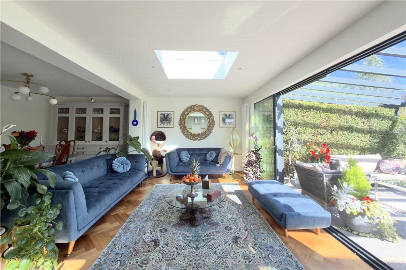 Cherry Tree Road, Beaconsfield, Buckinghamshire, HP9
