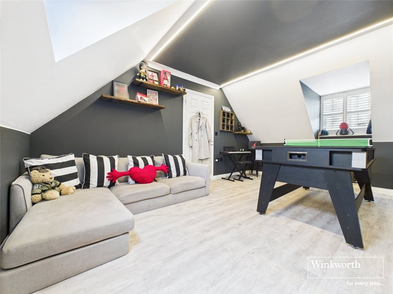 Gloucester Avenue, Shinfield, Reading, RG2