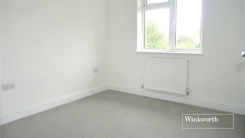 Connaught Road, Barnet, EN5