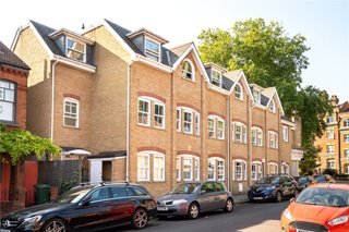 Guernsey Grove, London, SE24