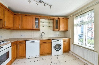 Barentin Way, Petersfield, Hampshire, GU31