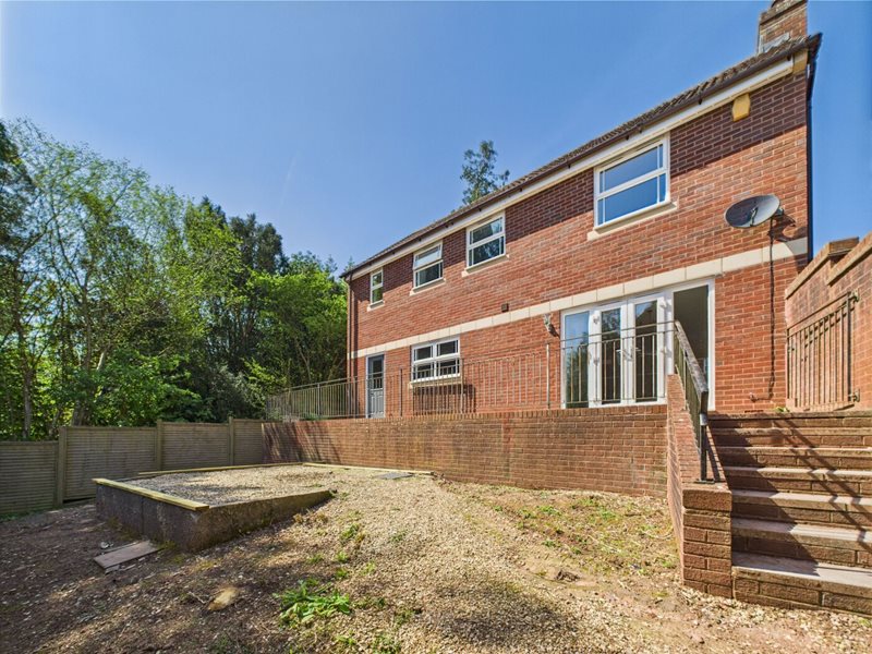 Jocelyn Mead, Crediton, Devon, EX17