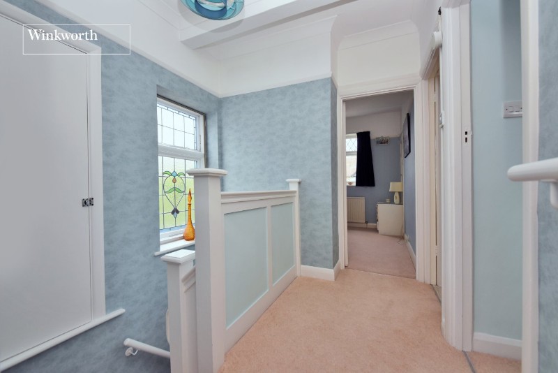Leyfield, Worcester Park, KT4