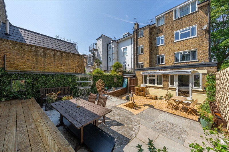 Finchley Road, St John&#39;s Wood, London, NW8