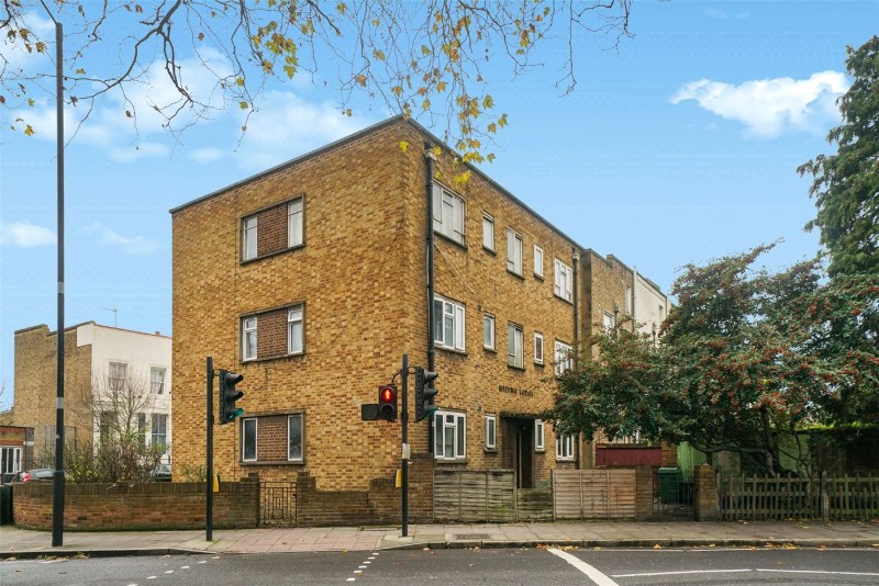 Medina Lodge, Isledon Road, London, N7