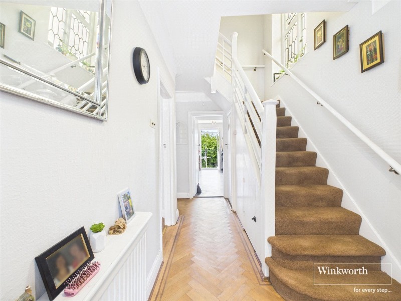 Salmon Street, Kingsbury, London, NW9