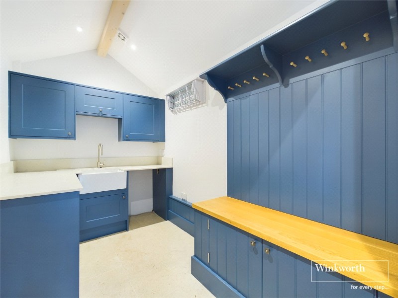 Islandstone Lane, Hurst, Reading, Berkshire, RG10