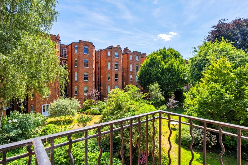 Ashworth Mansions, Grantully Road, Maida Vale, London, W9