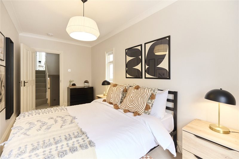 Ordnance Mews, London, NW8