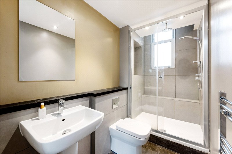 Queens Drive, London, N4