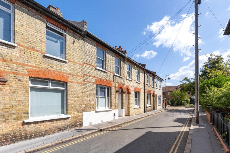 Carberry Road, London, SE19