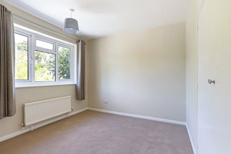 St. Georges Road, Farnham, Surrey, GU9