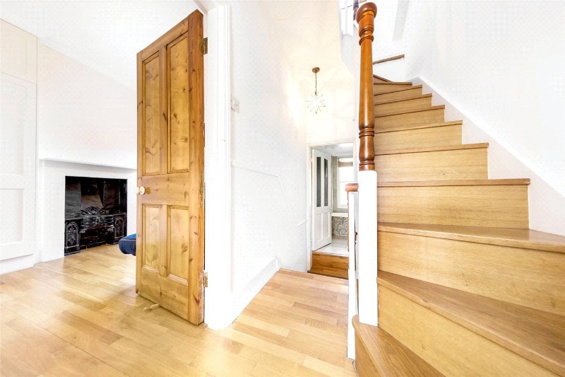 Rothschild Road, London, W4