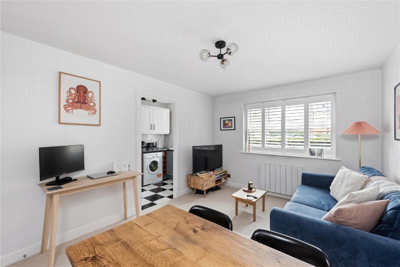 Henry Doulton Drive, London, SW17