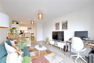 Bowen Drive, Charlton, London, SE7
