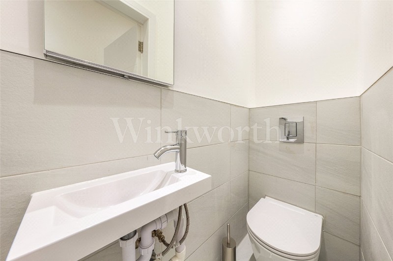 Finchley Road, London, NW11