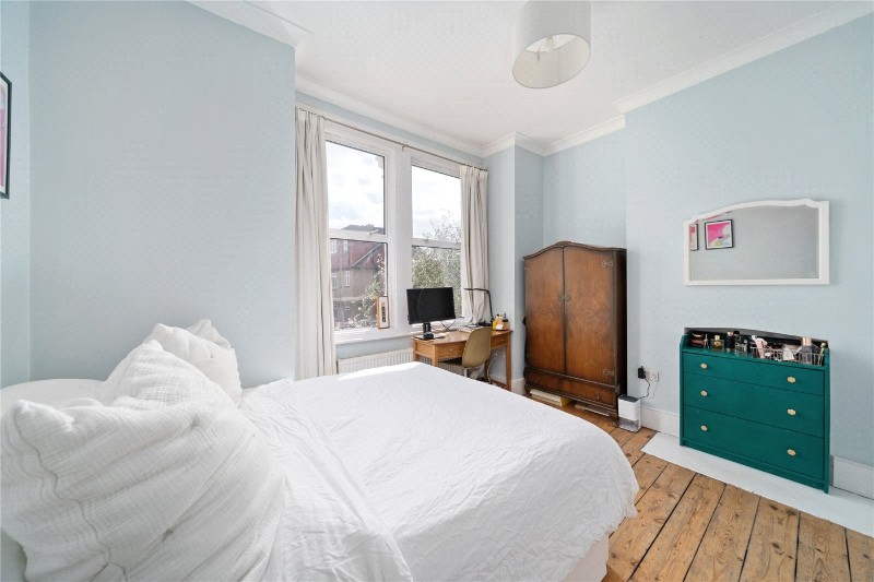 Byton Road, London, SW17