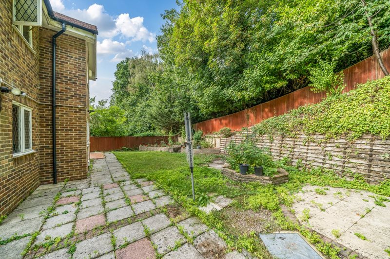 Birkdale Gardens, Croydon, CR0