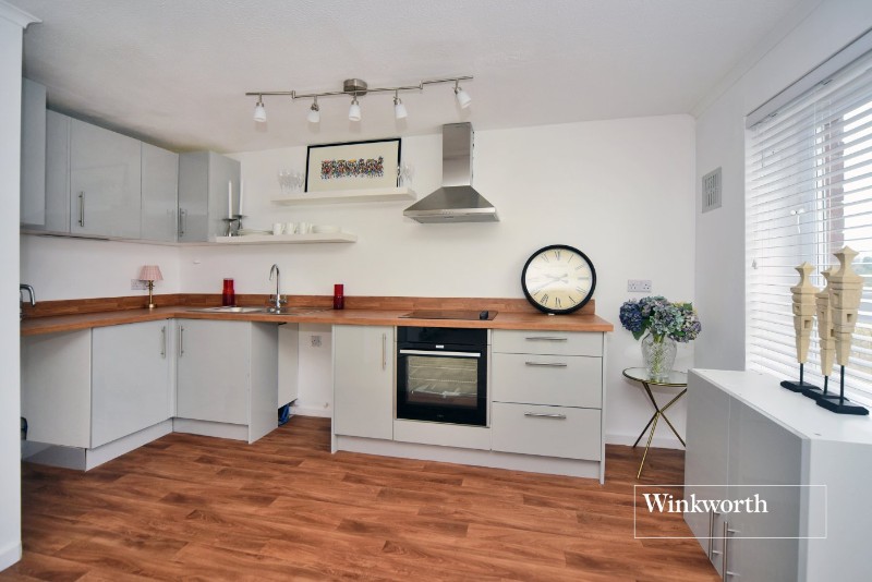Basinghall Gardens, Sutton, SM2