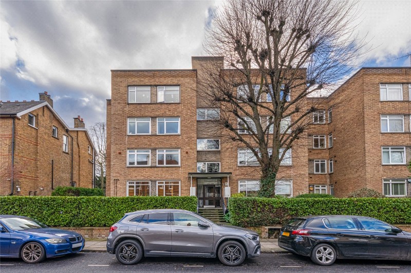 Lambolle Road, NW3