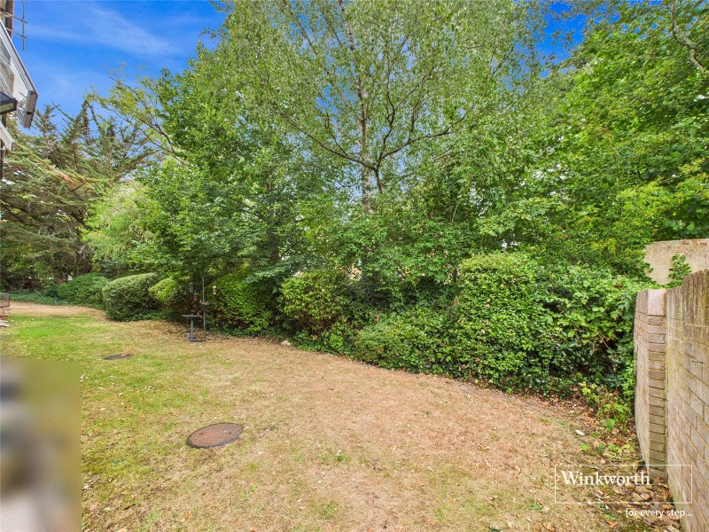 Josephine Court, Reading, RG30