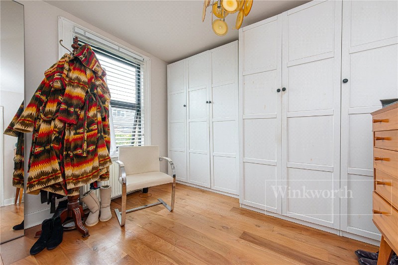 Purves Road, London, NW10
