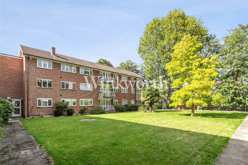 Springbank, London, N21