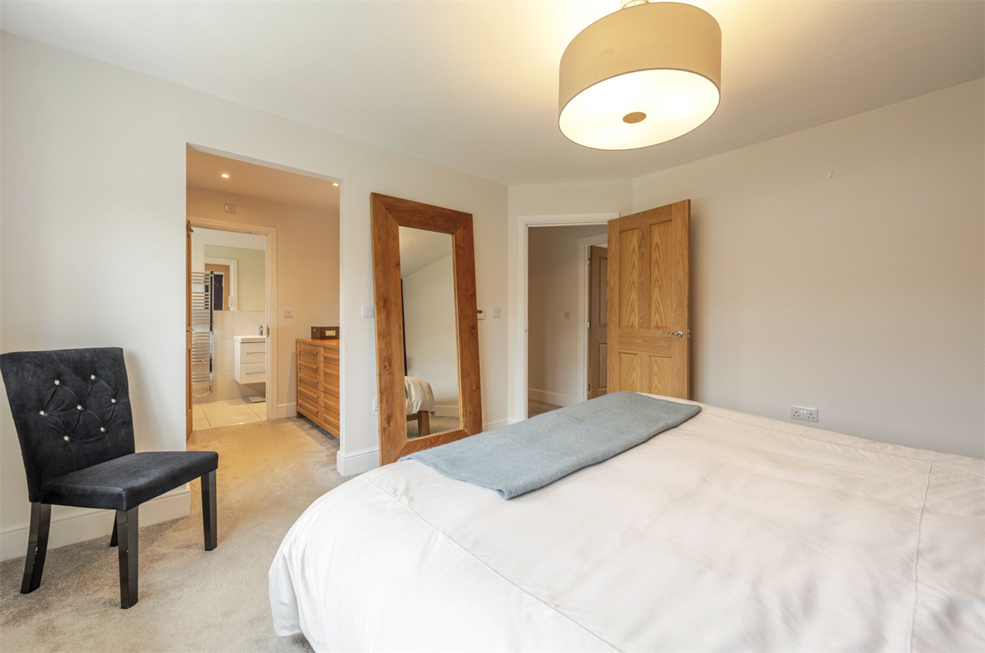 Master To Ensuite