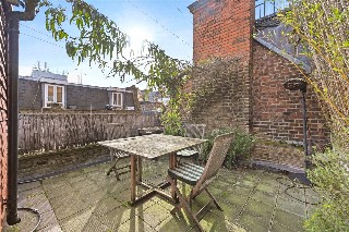 New Row, London, WC2N