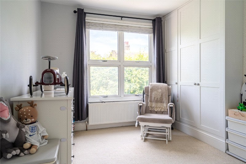 Sternhold Avenue, London, SW2