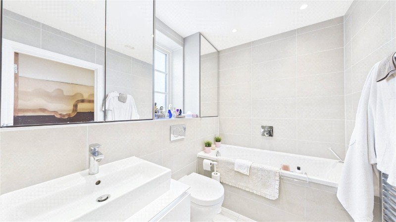 Ashridge Close, Finchley, London, N3