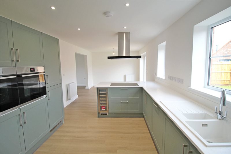 Farnborough Close, Pinchbeck, Spalding, PE11