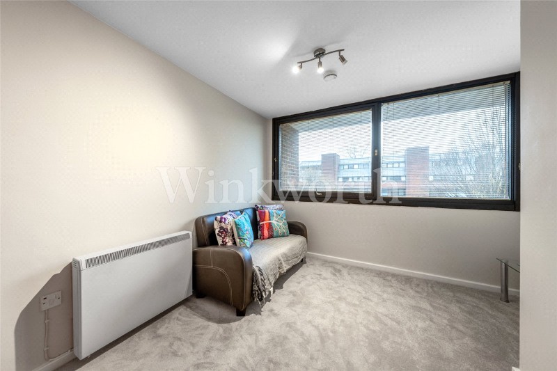 Britten Close, London, NW11