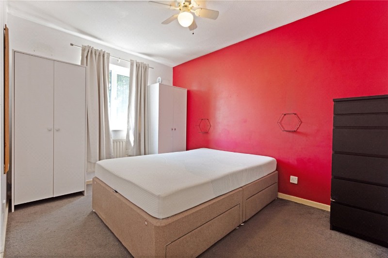 Culloden Close, London, SE16