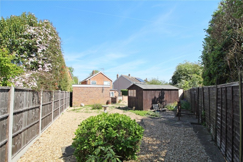 Cedar Close, Market Deeping, Peterborough, Lincolnshire, PE6