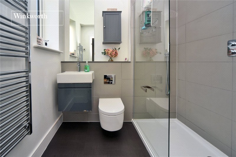 Cheam Road, Epsom, Surrey, KT17