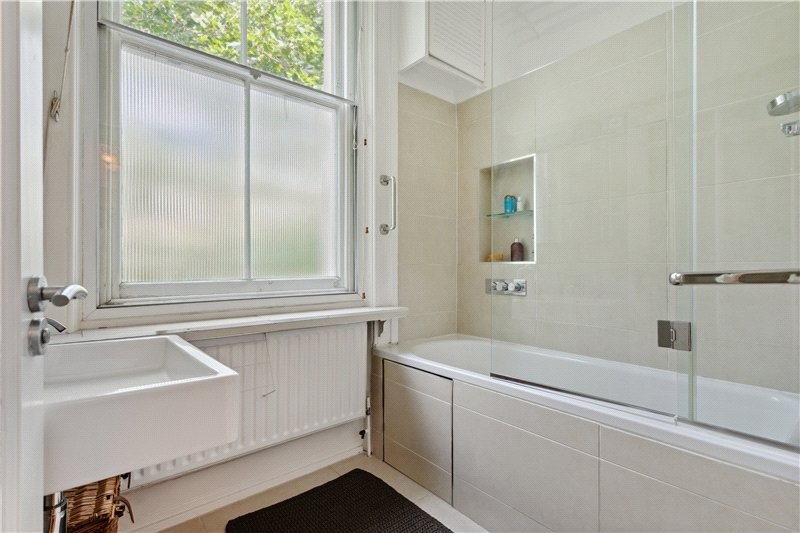 McAuley Close, London, SE1