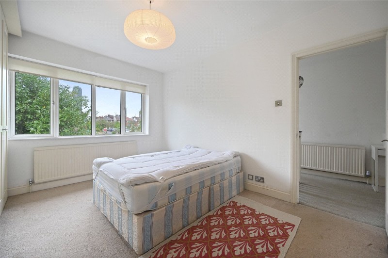 St. Dunstans Gardens, London, W3