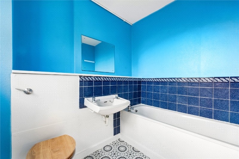 Avenell Road, London, N5
