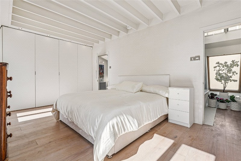 St. Lukes Mews, London, W11
