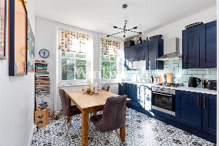 Salisbury Mansions, London, N15