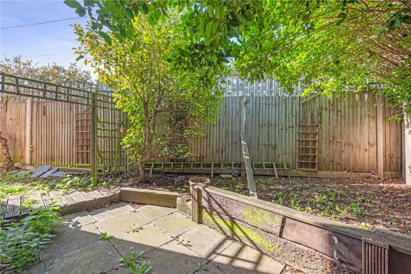 Buxhall Crescent, London, E9