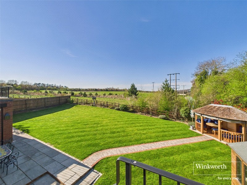 Sheffield Close, Pangbourne, Reading, Berkshire, RG8