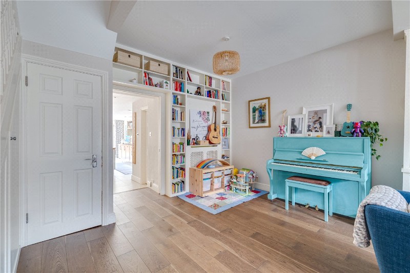 Tasso Road, London, W6