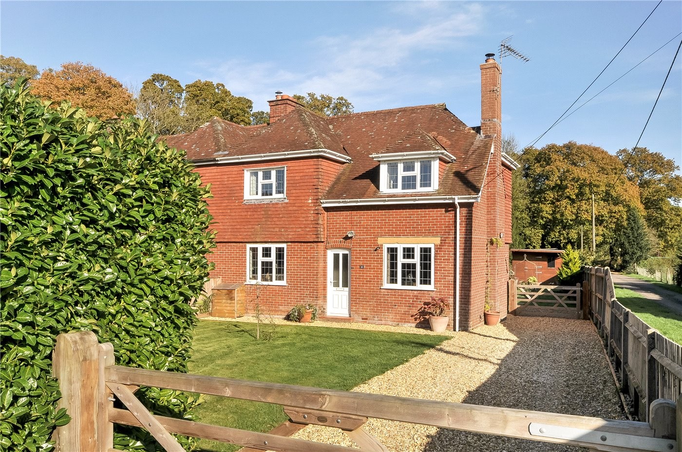 3 bedroom property for sale in Manor Cottages, Lyndhurst Road, Landford